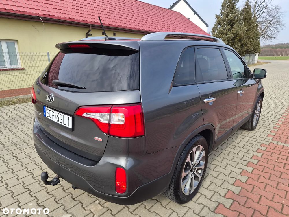 Kia Sorento - 10
