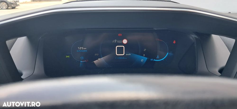 Peugeot 2008 PureTech 100 Stop&Start Allure Pack - 17