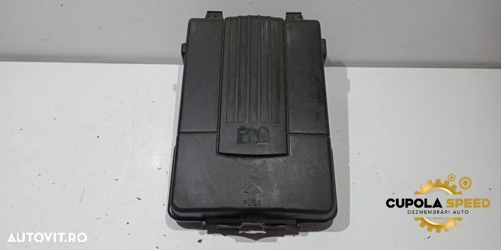 Capac baterie 3C0915443A Volkswagen VW Passat B7 [2010 - 2015] - 1