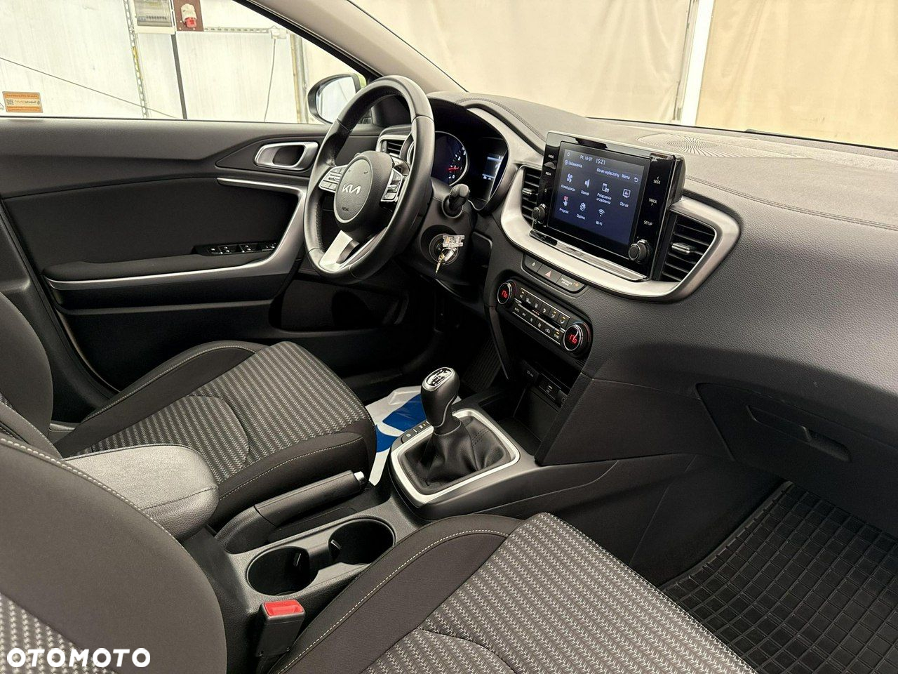 Kia XCeed - 21