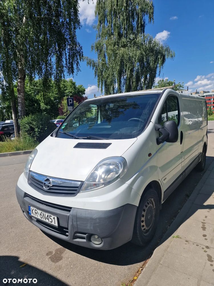 Opel Vivaro - 2