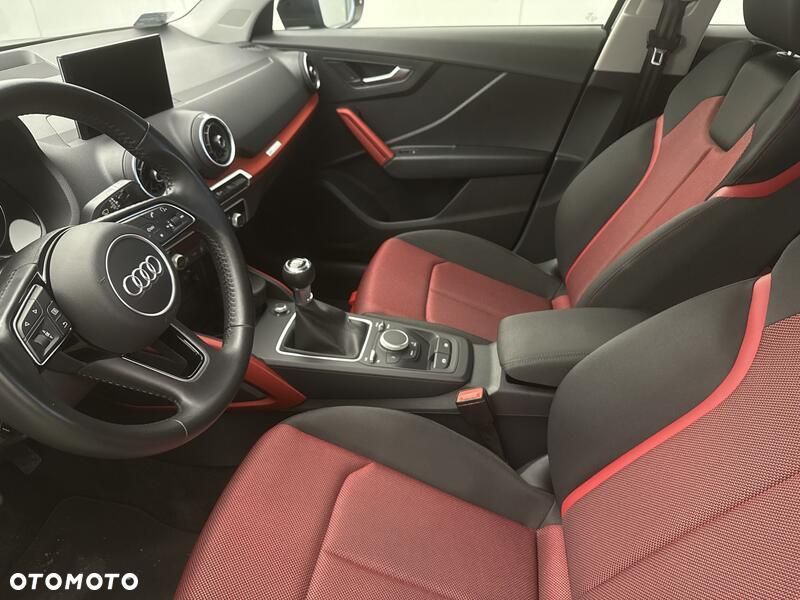 Audi Q2 30 TFSI Sport - 12