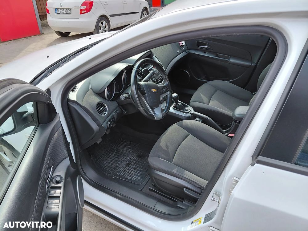 Chevrolet Cruze 1.8 Ecotec LT+ - 2