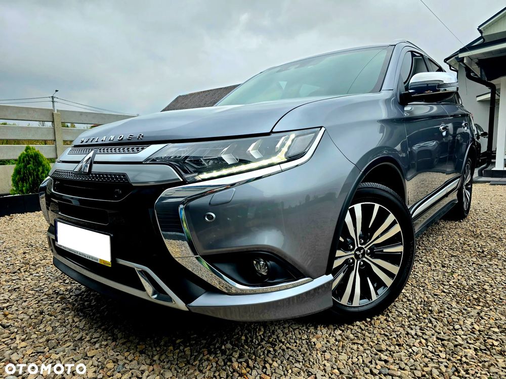 Mitsubishi Outlander 2.0 Instyle + 4WD CVT - 4