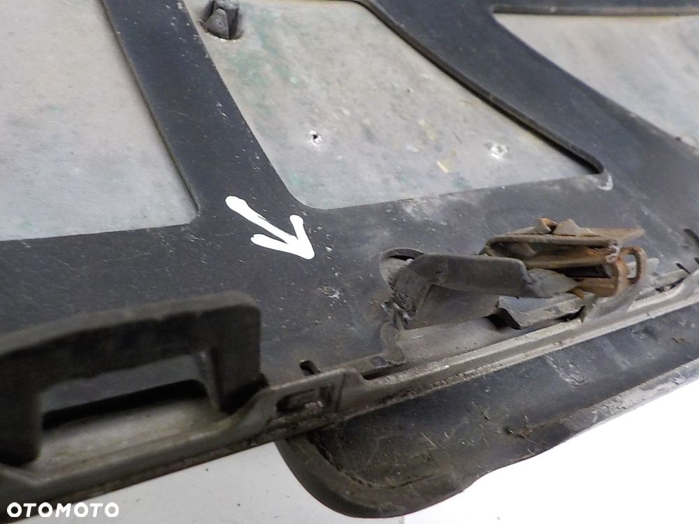 VW GOLF V KOMBI JETTA GRILL ATRAPA CHŁODNICY - 2