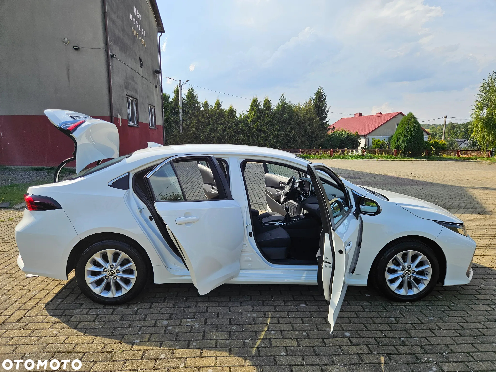 Toyota Corolla 1.6 Comfort - 33