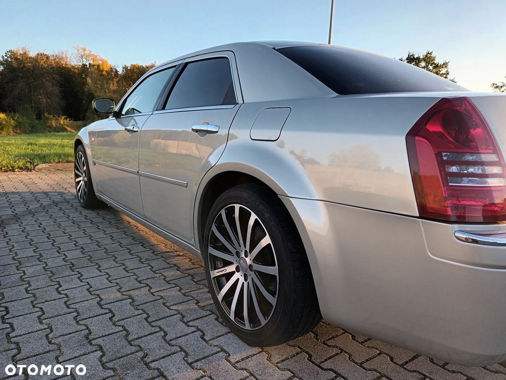 Chrysler 300C 3.0 V6 CRD - 7