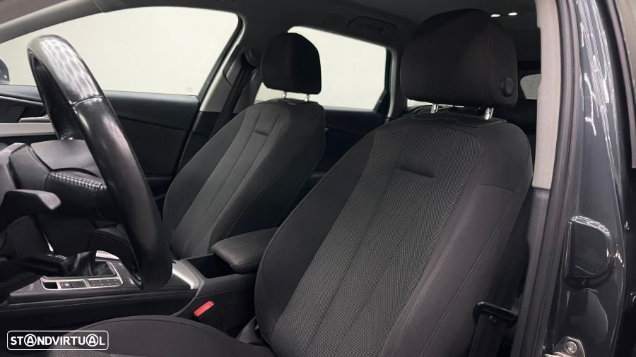 Audi A4 Avant 2.0 TDI Business Line - 25