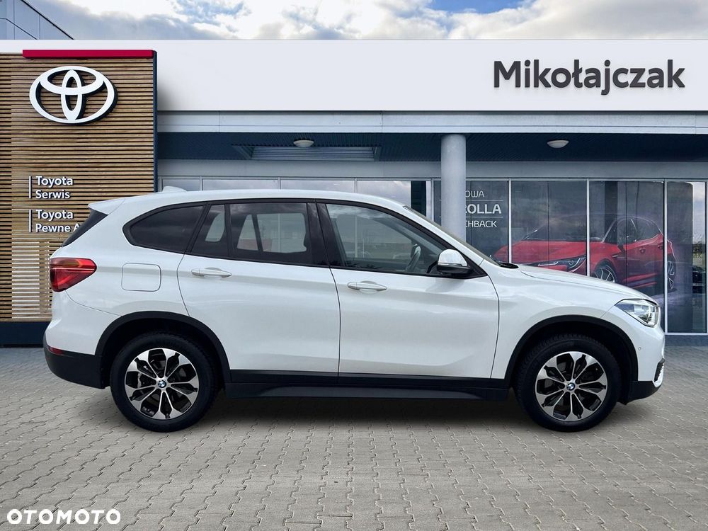 BMW X1 sDrive18i - 9