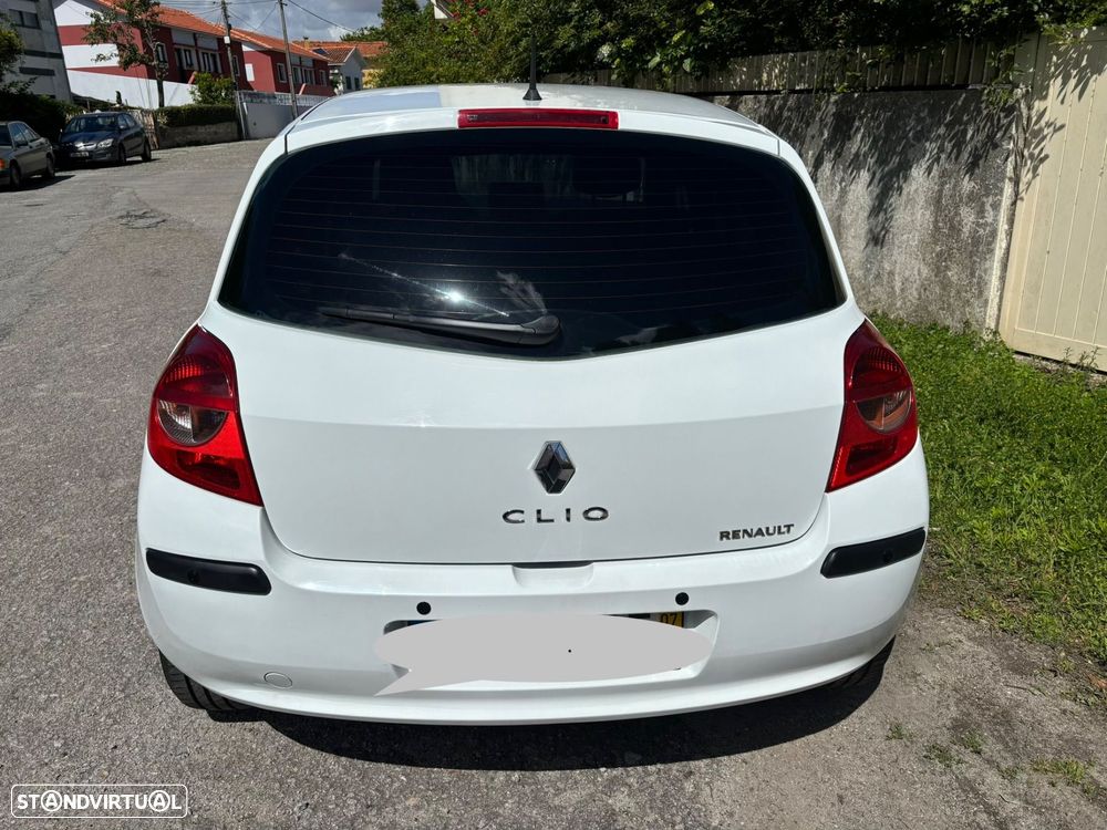 Renault Clio 1.5 dCi Dynamique - 7