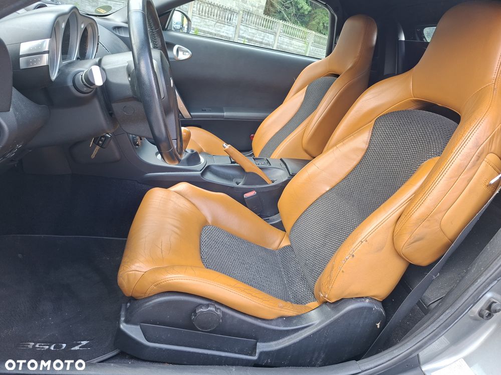 Nissan 350 Z Premium Pack - 21