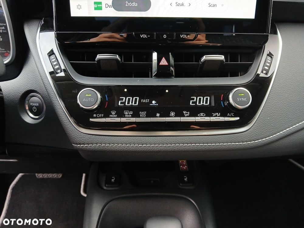Toyota Corolla - 31