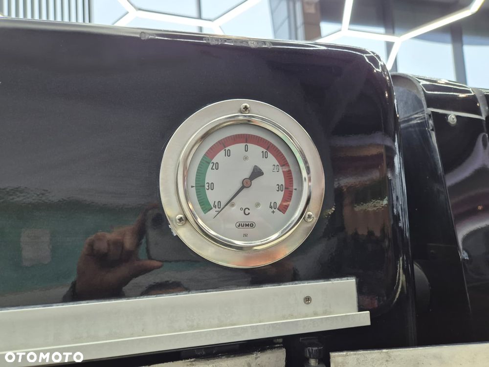 Ford Transit 350 2.0 TDCi / CHŁODNIA / MROŻNIA / IDEALNA DO MROŻONEK / BOCZNE KOMORY / ZASILANIE ZEWNĘTRZNE / GRUBE ŚCIANKI / SERWISOWANY / MODEL 2020 / EURO 6 / UNIKATOWY - 38