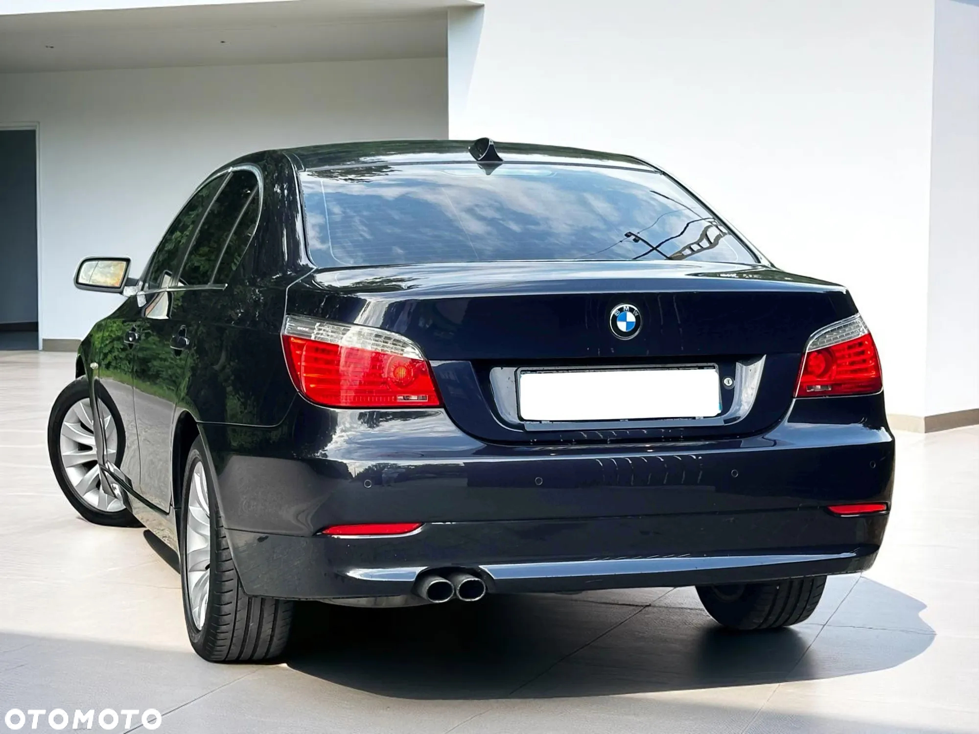 BMW Seria 5 523i Edition Exclusive - 12
