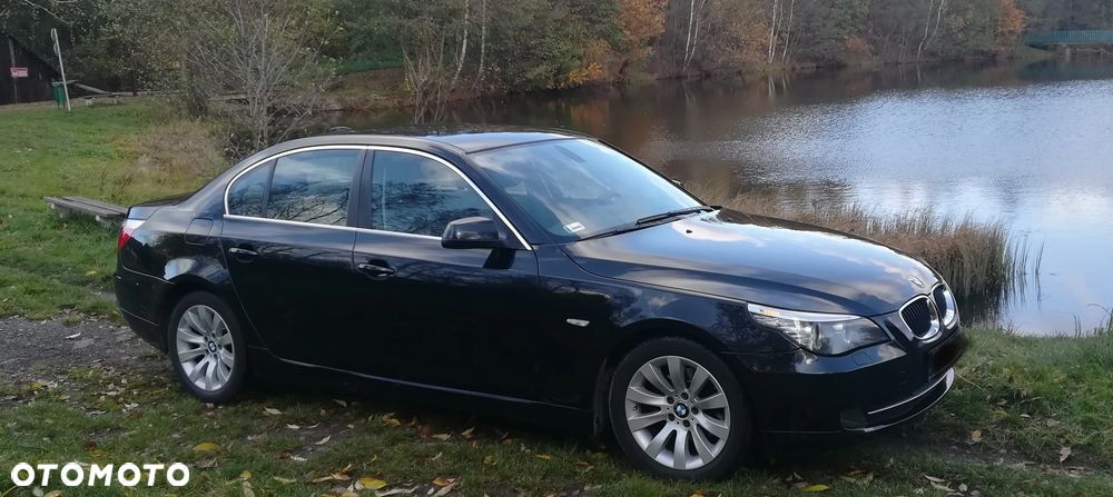 BMW Seria 5 520i - 4
