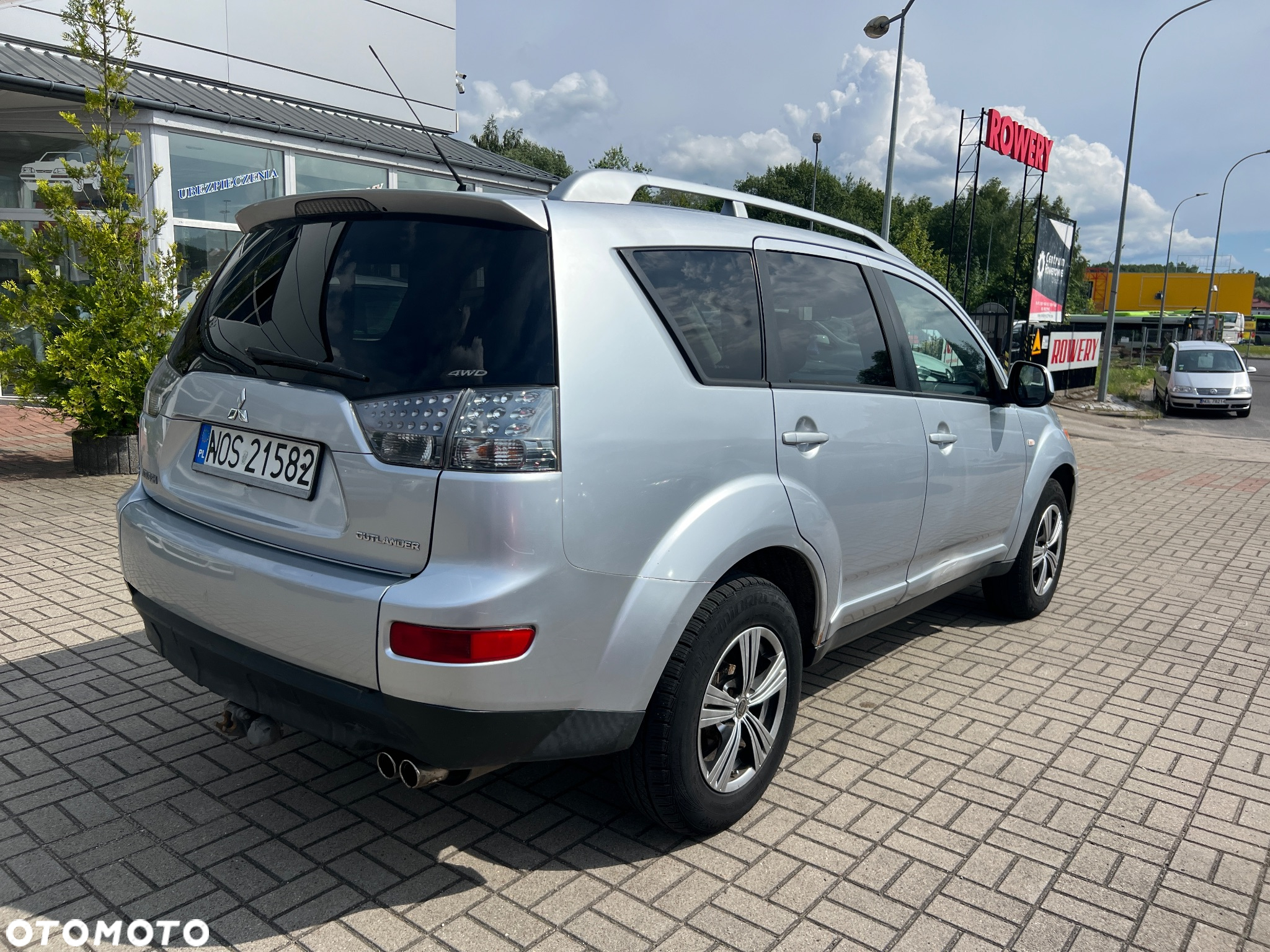 Mitsubishi Outlander 2.0 DI-D 4WD Instyle - 3