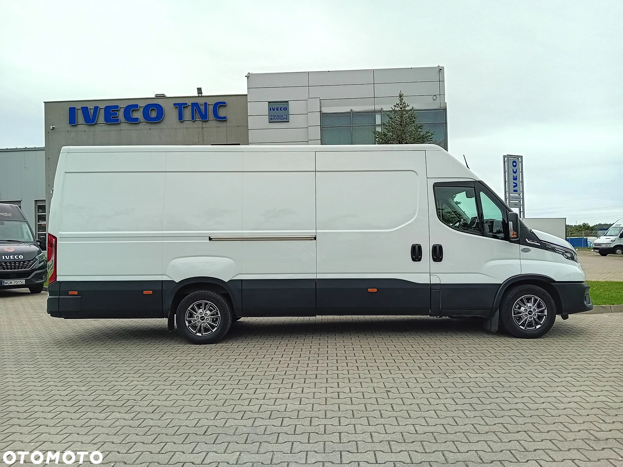 Iveco Daily L4H2 16m3 35S18HA8 3.0D 180KM Hi Matic Air PRO  DEMO - 5