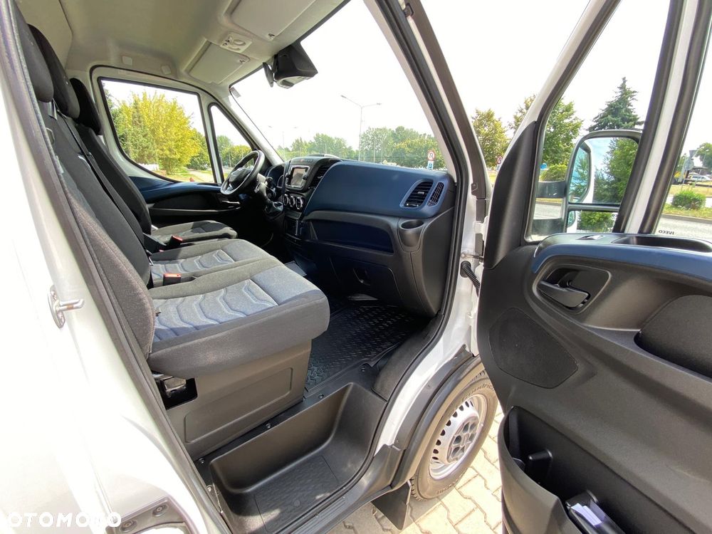 Iveco DAILY 35-160 HI-MATIC KONTENER 8 PALET WINDA ZEPRO - 35