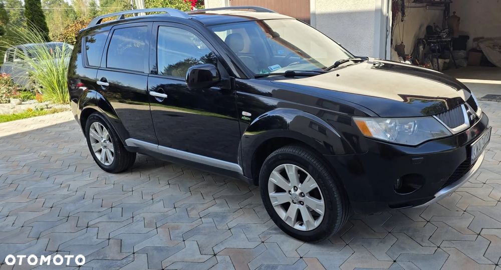 Mitsubishi Outlander 2.2 DI-D 4WD Instyle - 2