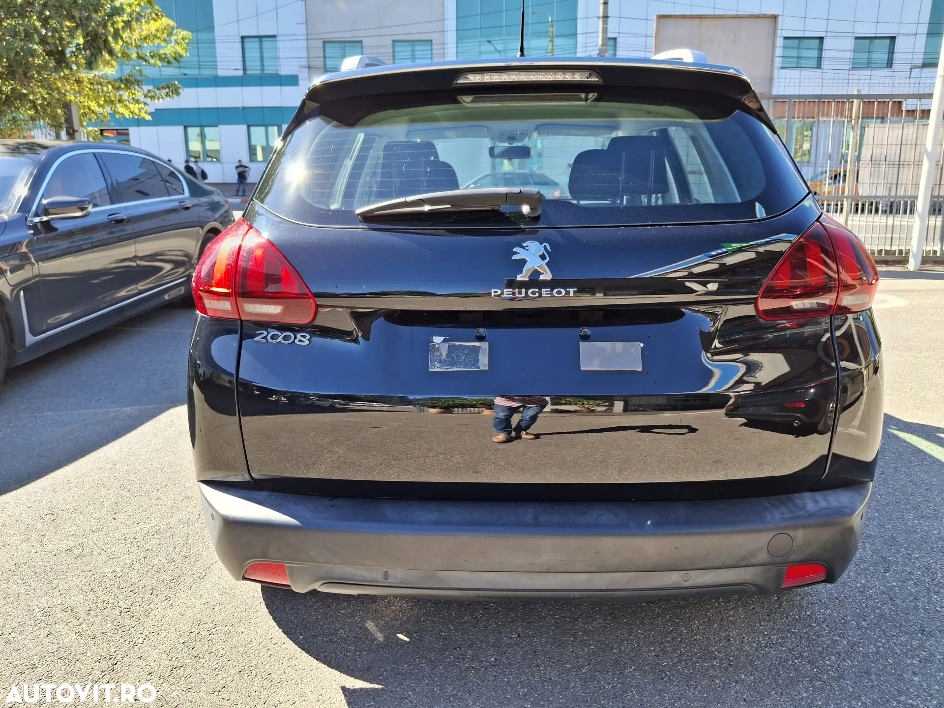 Peugeot 2008 - 5
