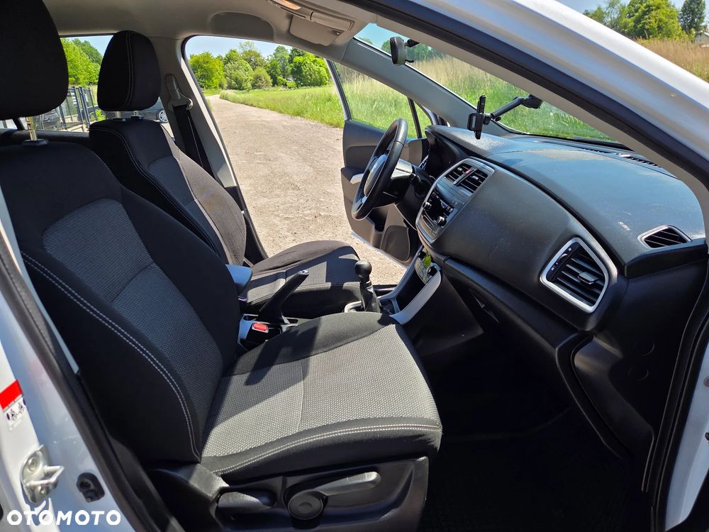 Suzuki SX4 S-Cross 1.6 VVT 4x2 Comfort - 14