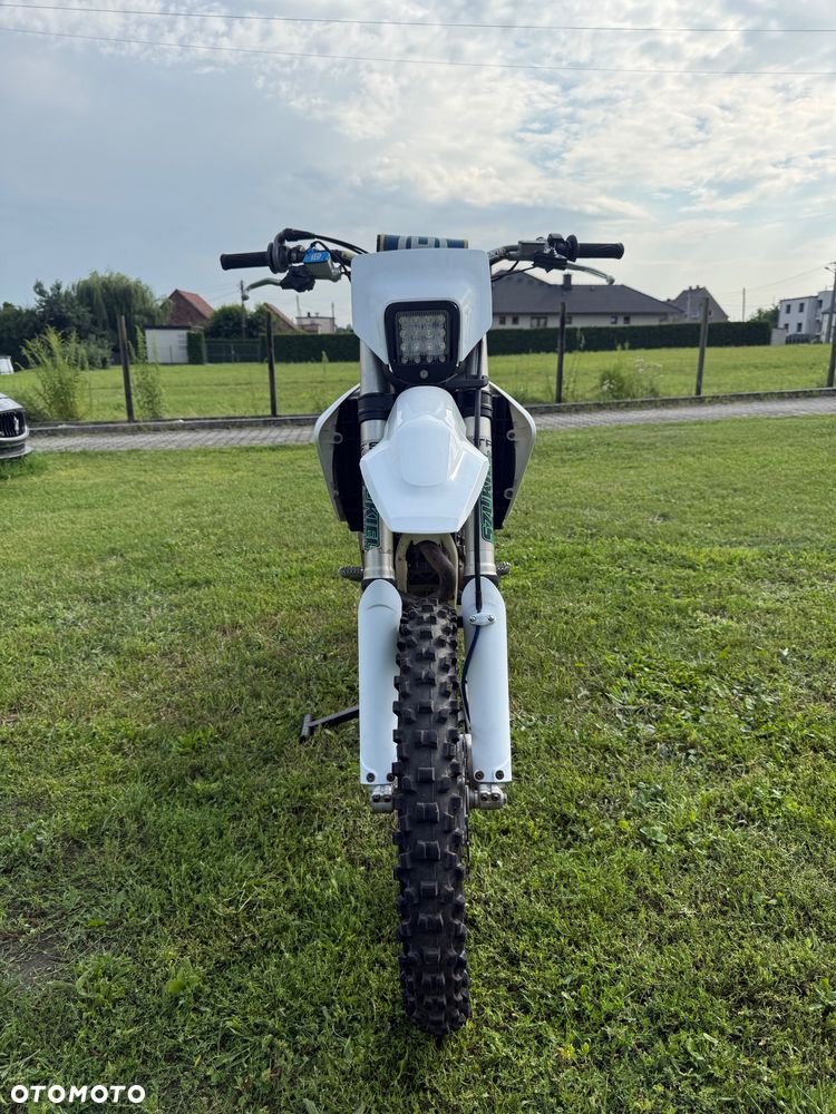 Husqvarna FX - 4