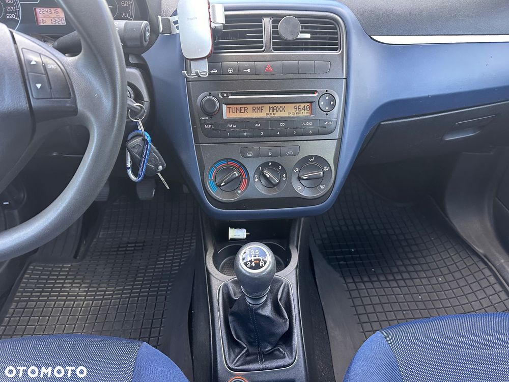 Fiat Punto 1.2 8V Dynamic - 22