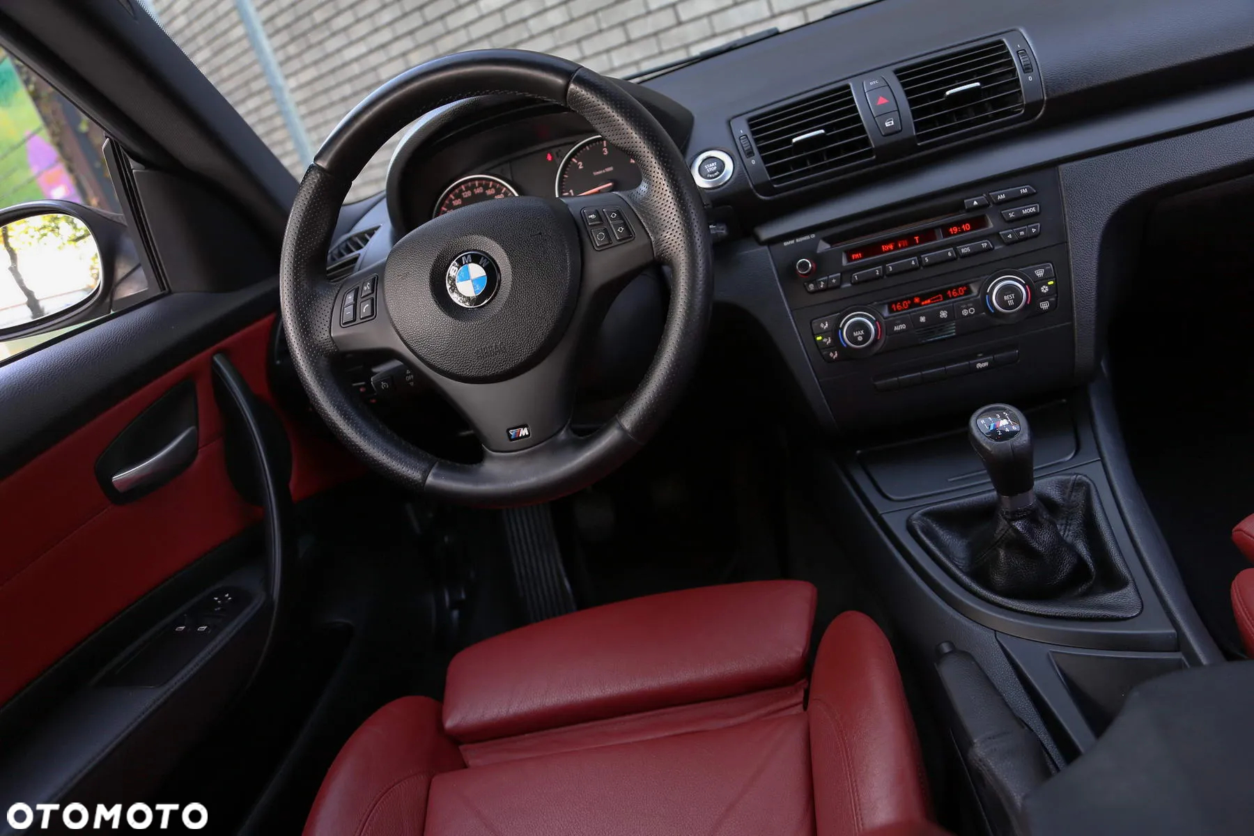 BMW Seria 1 120d - 22