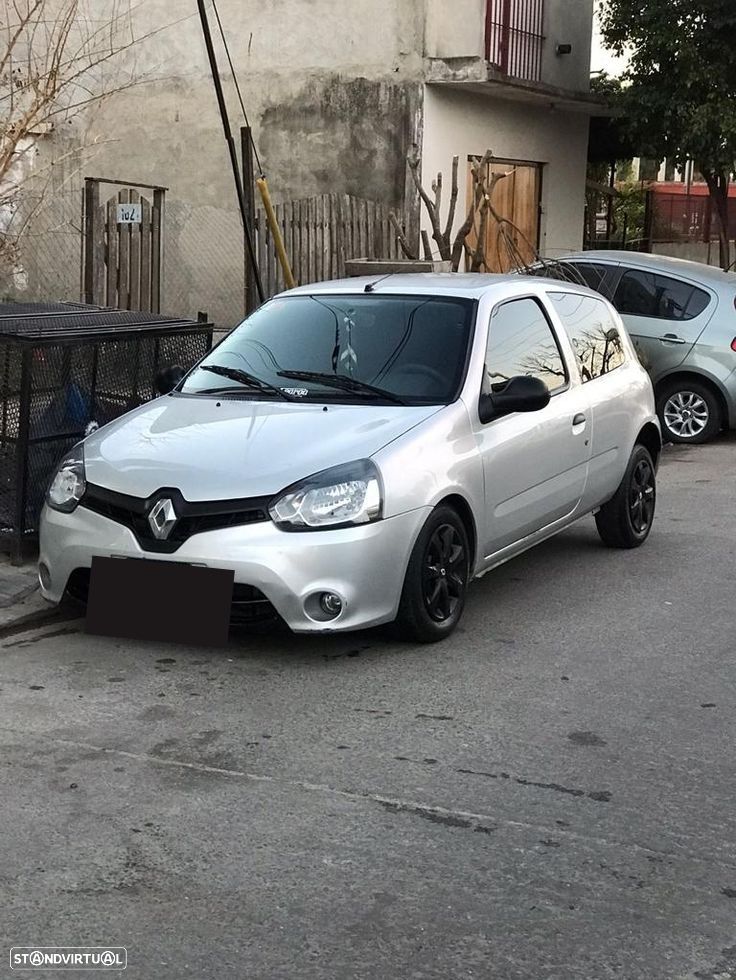 Renault Clio 1.5 dCi Dynamique S - 2