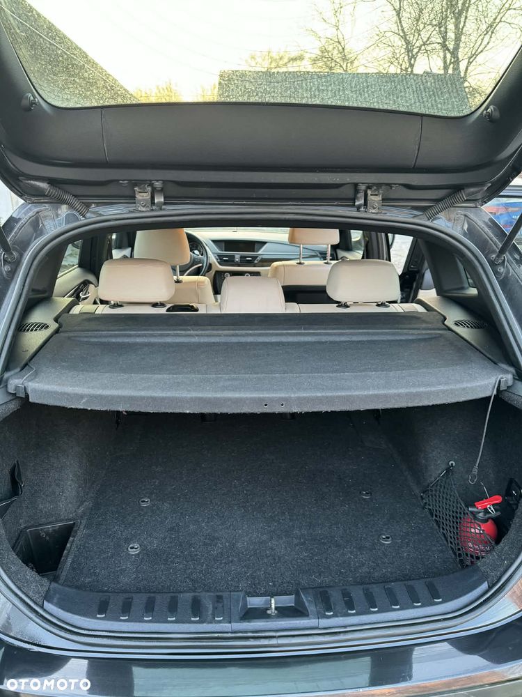 BMW X1 - 17