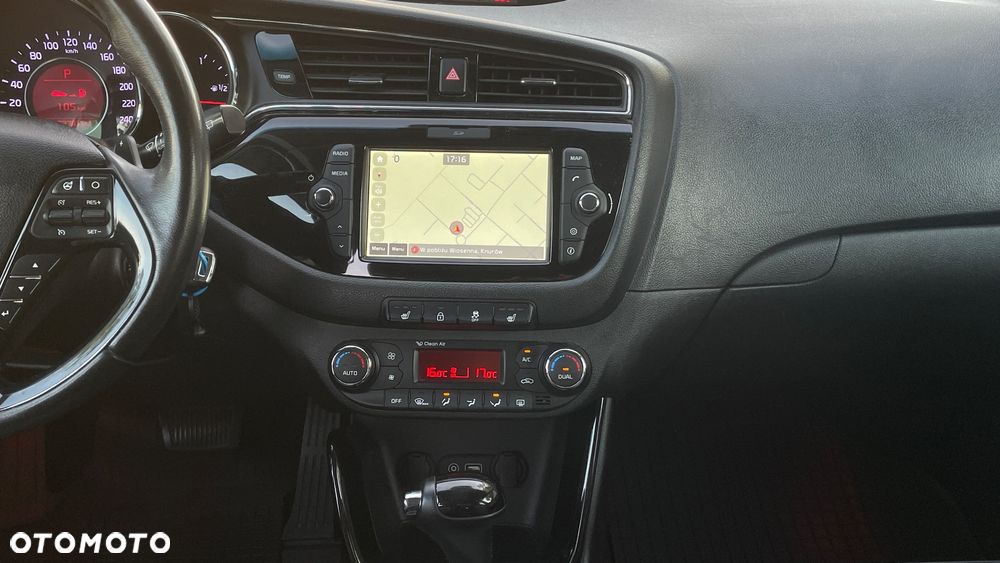 Kia Ceed - 21