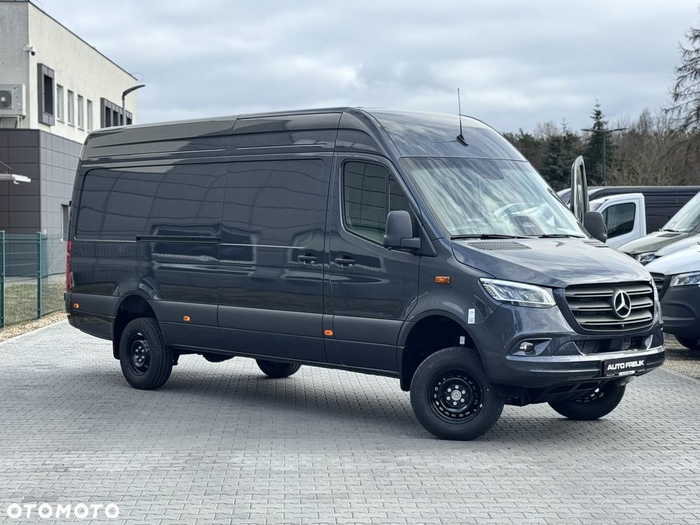 Mercedes-Benz Sprinter - 1