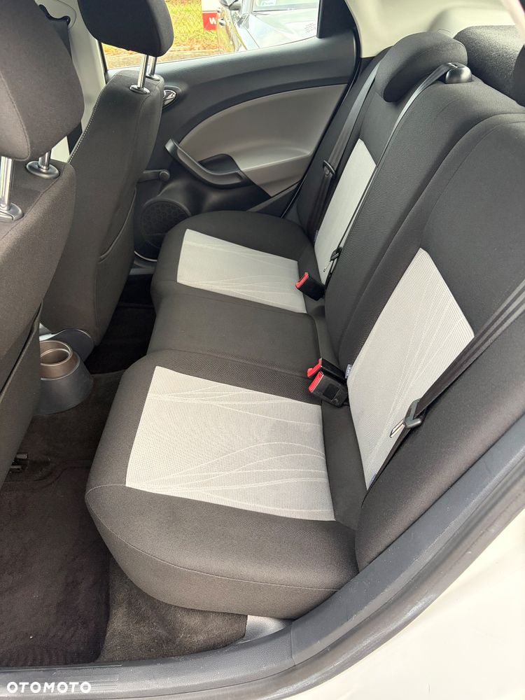 Seat Ibiza 1.2 TSI (Ecomotive) Start & Stop Style - 29