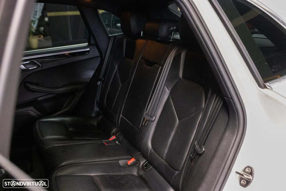 Porsche Macan S PDK - 32
