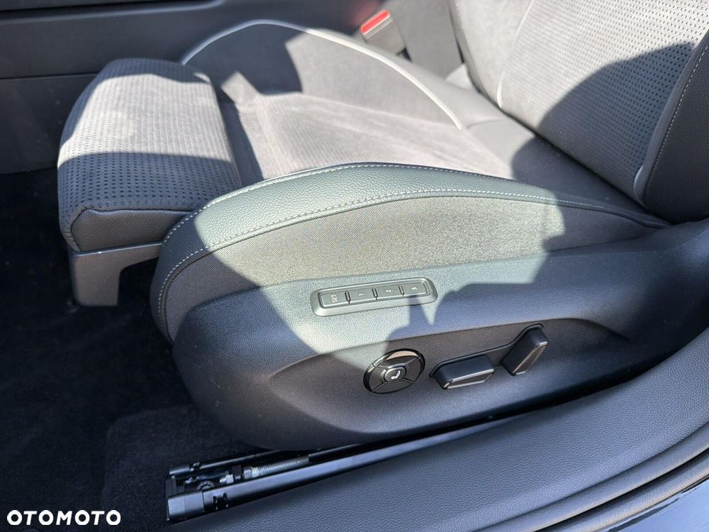 Skoda Superb 2.0 TDI SCR 4x4 Sportline DSG - 12