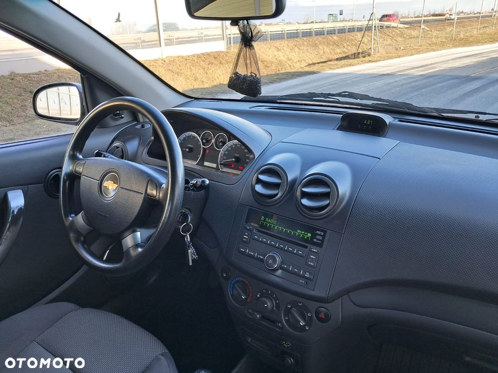 Chevrolet Aveo 1.4 Plus - 16