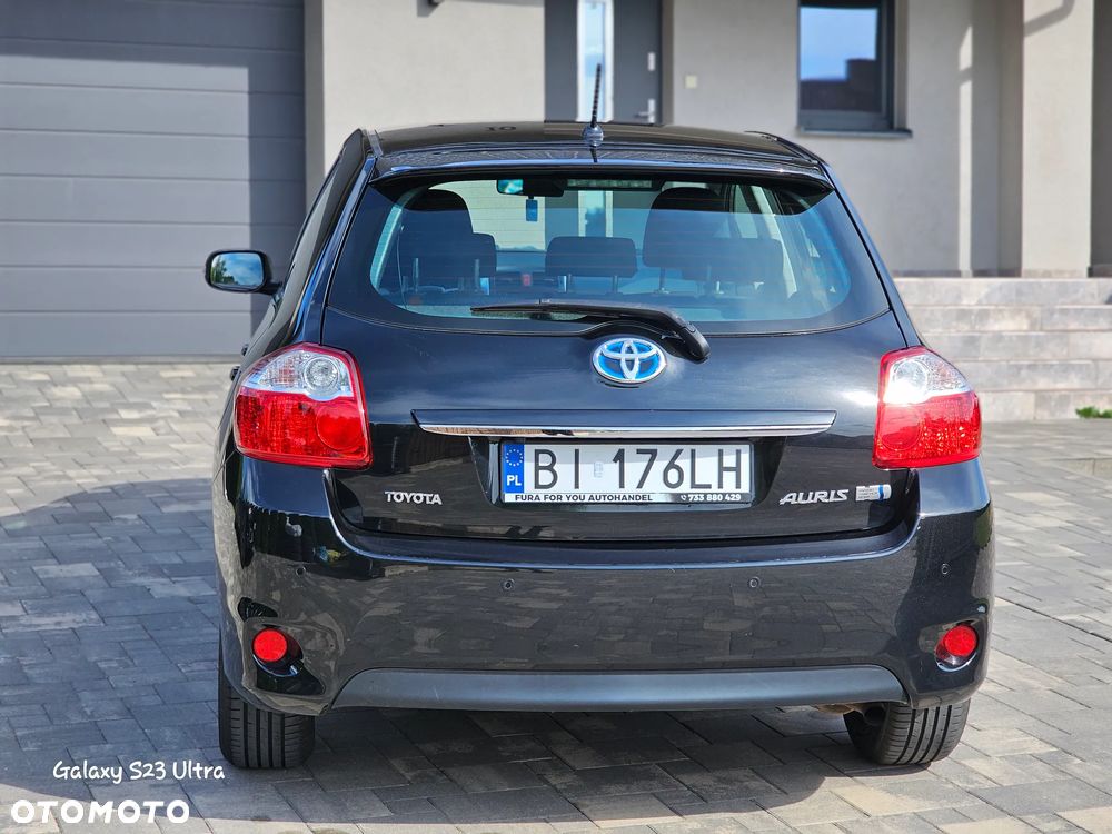 Toyota Auris 1.8 HSD Sol - 6