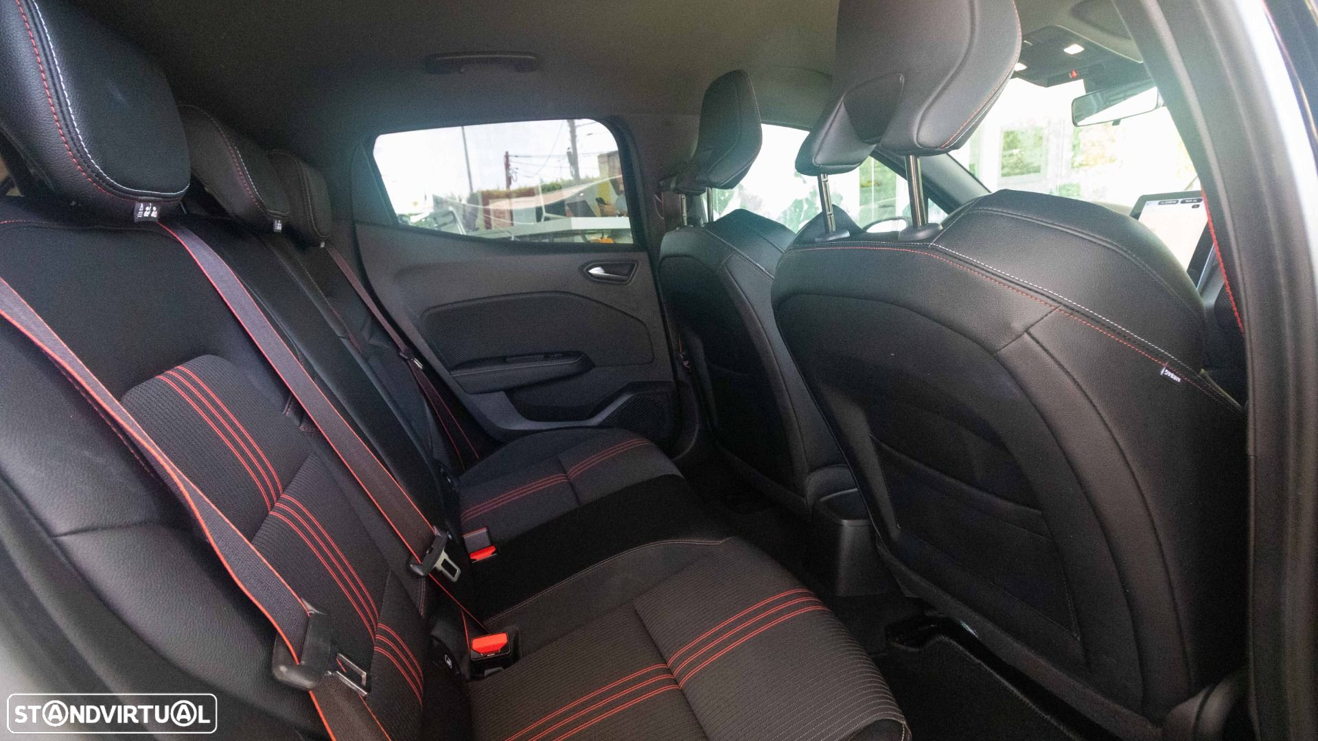 Renault Clio 1.0 TCe RS Line - 10