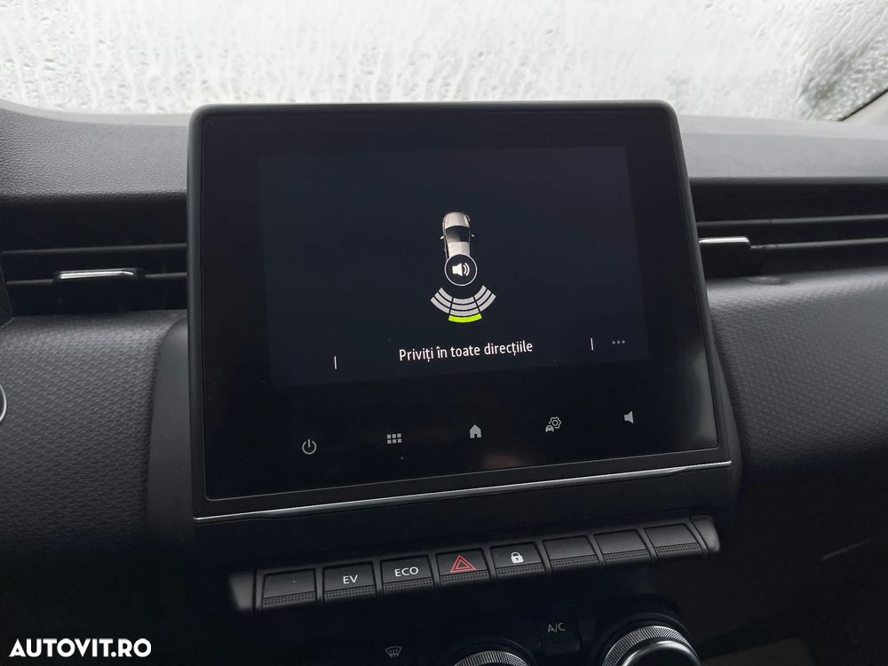 Renault Clio E-TECH 140 BUSINESS EDITION - 13