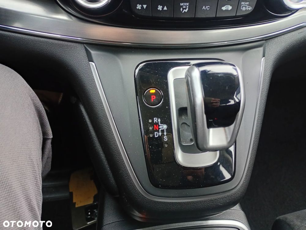 Honda CR-V 1.6i DTEC 4WD Automatik Executive - 24