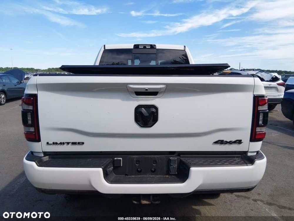 RAM 2500 - 4