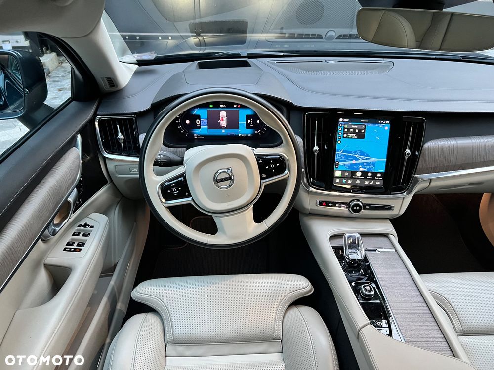 Volvo V90 Cross Country B6 B AWD Ultimate - 16