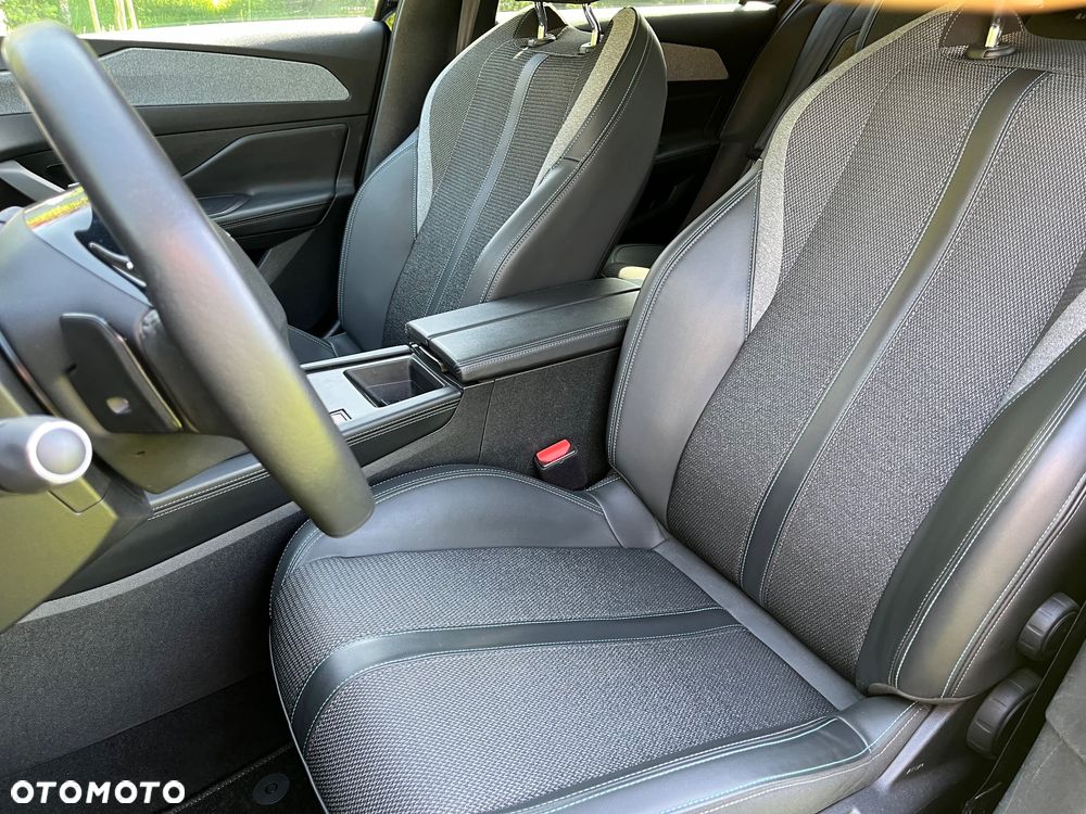 Peugeot 308 BlueHDi 130 EAT8 Active Pack - 24