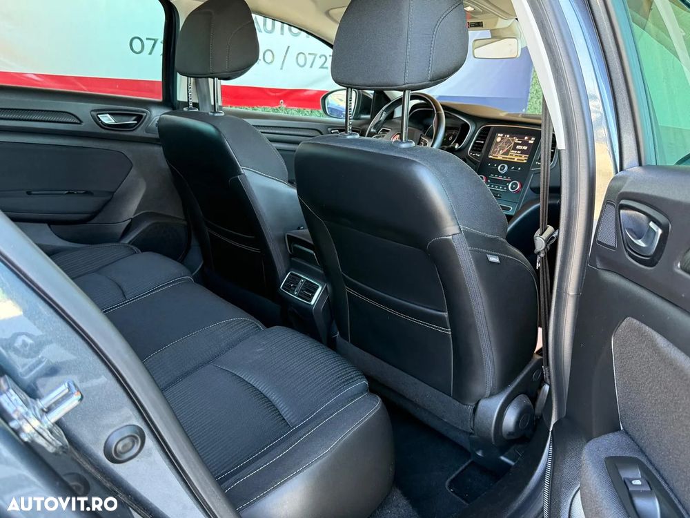 Renault Megane Estate 1.5 dCI Zen - 10