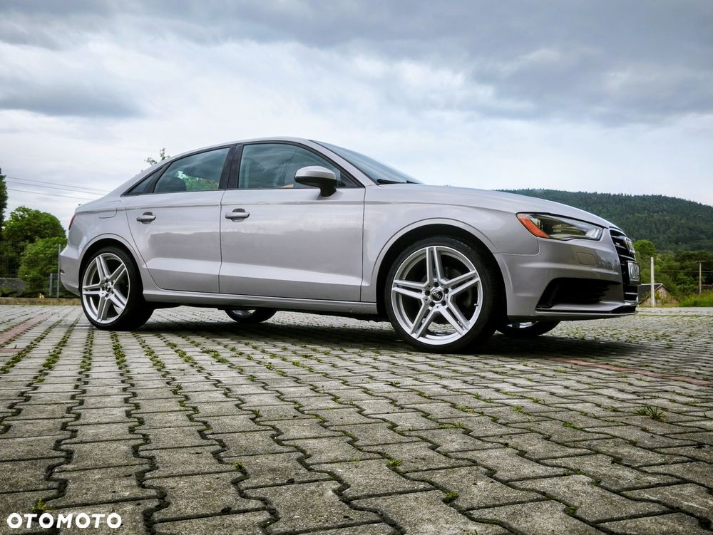 Audi A3 Sportback - 2