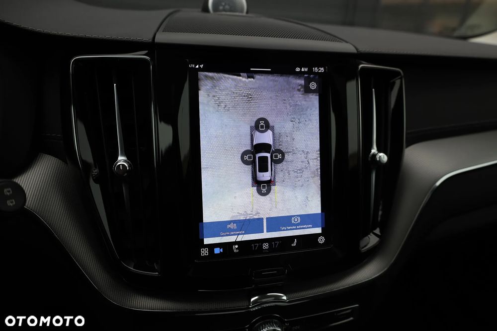 Volvo XC 60 B5 B AWD Ultimate Dark - 10