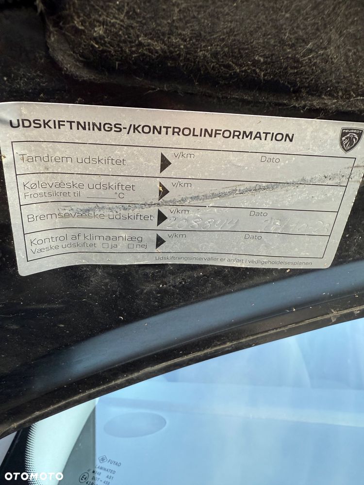 Peugeot 3008 HDi FAP 150 Platinum - 18