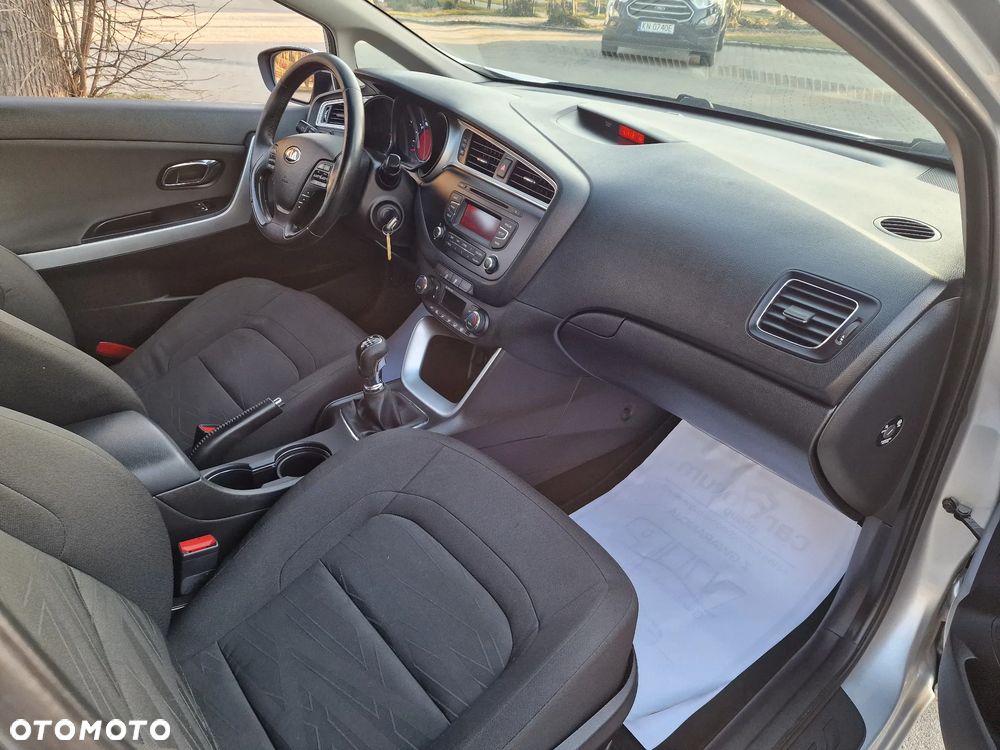 Kia Ceed 1.6 CRDi M - 6