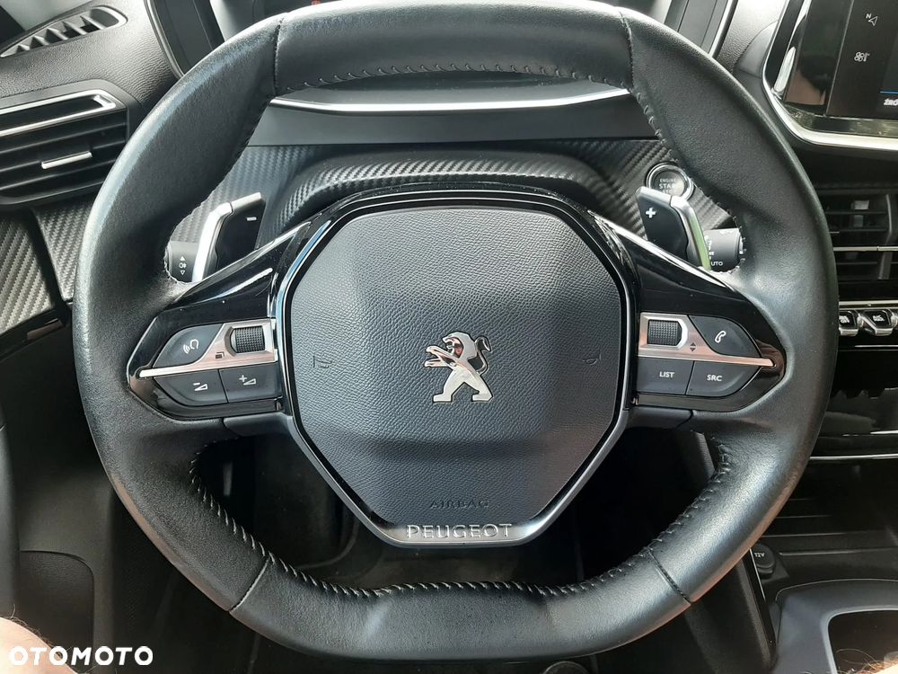 Peugeot 2008 1.5 BlueHDi Allure S&S EAT8 - 14