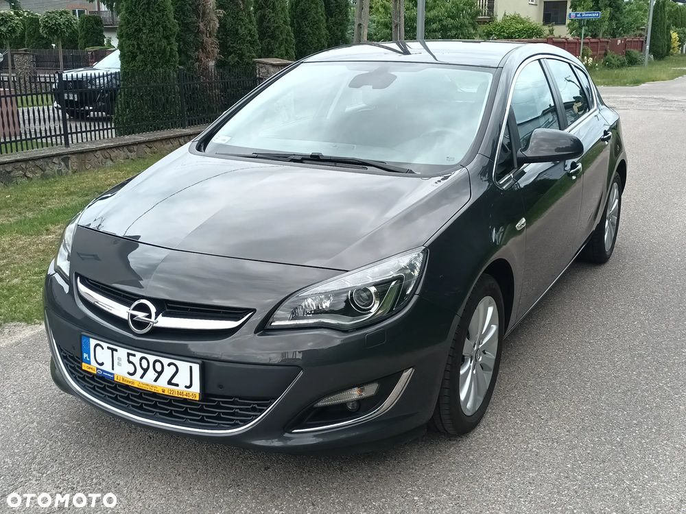 Opel Astra 1.4 T Cosmo S&S EU6 - 4